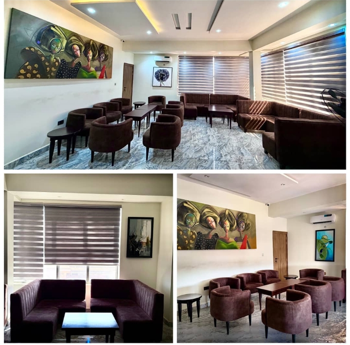 Velvet Lounge
